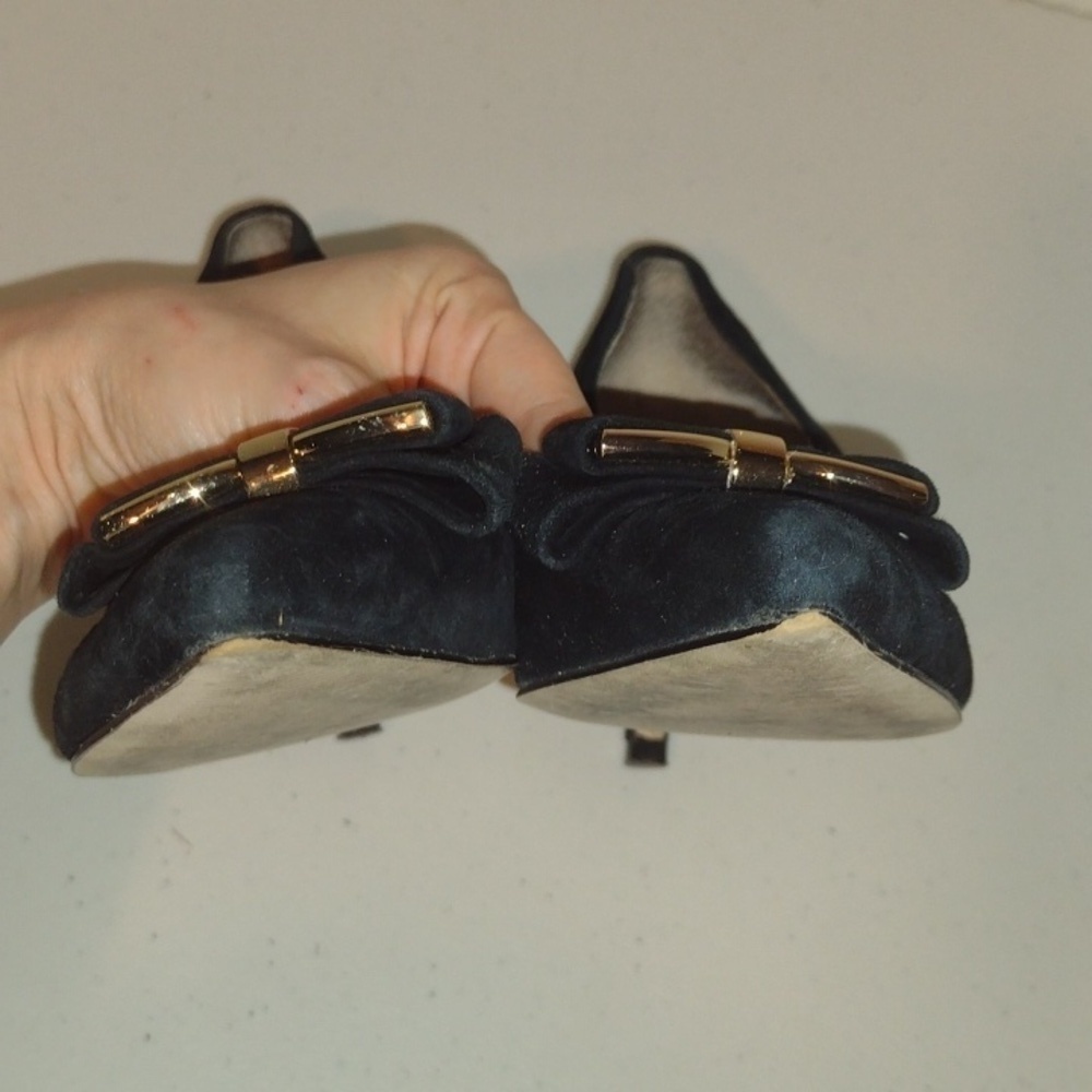 Classy black heel with bow and gold accents 6m bcbgeneration - Picture 6 of 11